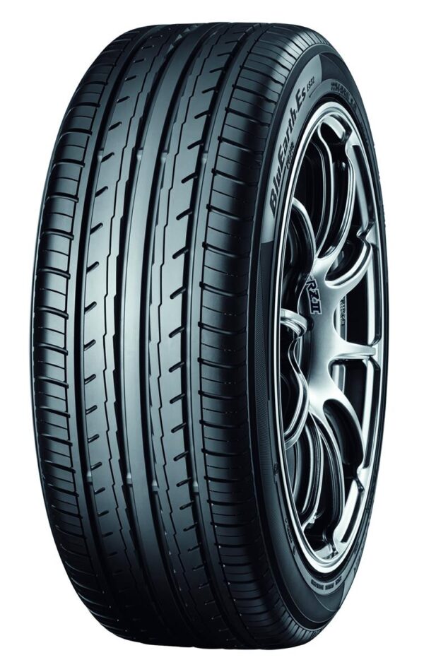 225/45R17 94W Yokohama BLUEARTH-ES ES32 XL RPB